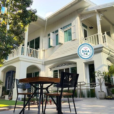 Lana Beds & Space Chiang Mai Exterior photo