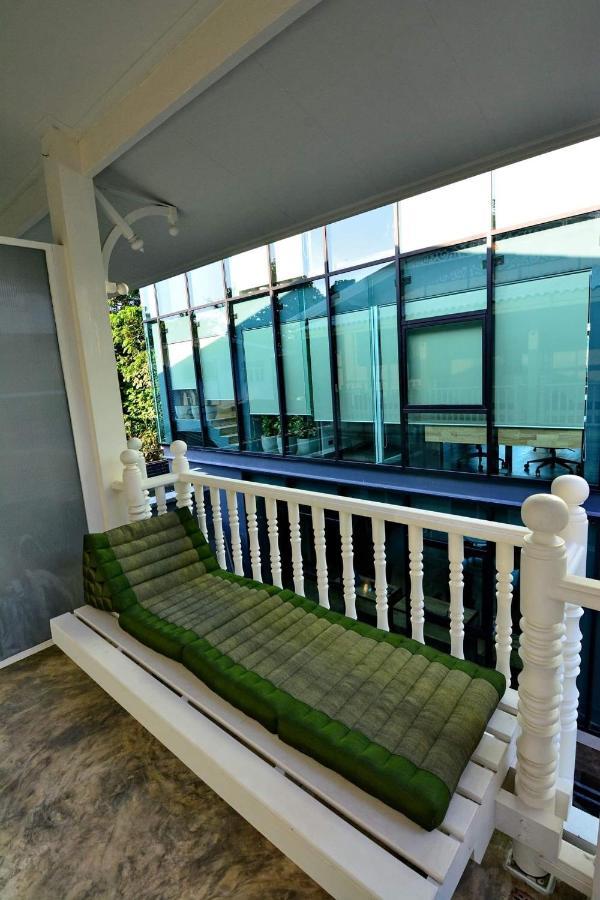 Lana Beds & Space Chiang Mai Exterior photo